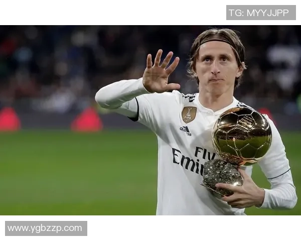 非洲贫民足球明星的励志故事与成就探索 非洲贫民足球明星的励志故事与成就探索